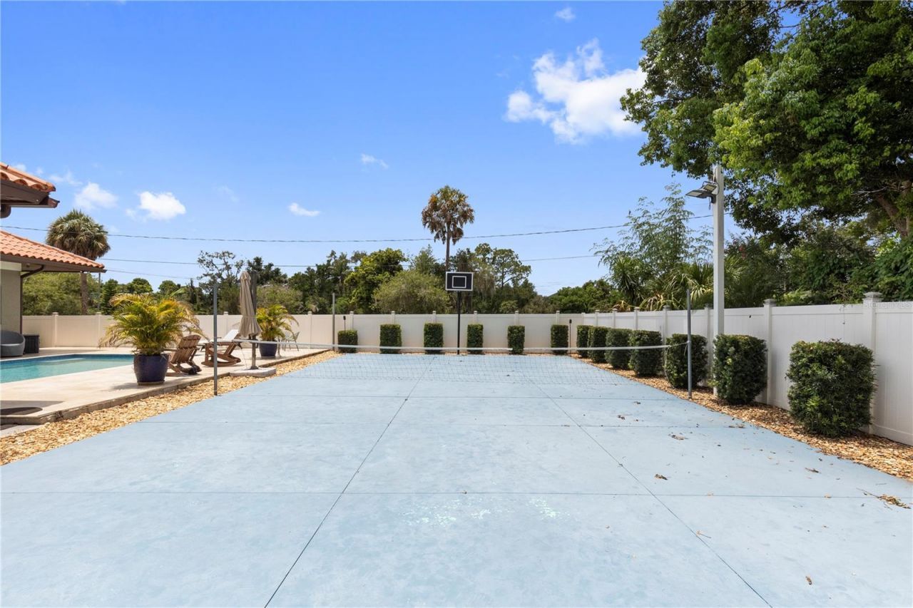 2101 W Bearss Avenue, Tampa, FL 33618 Photo
