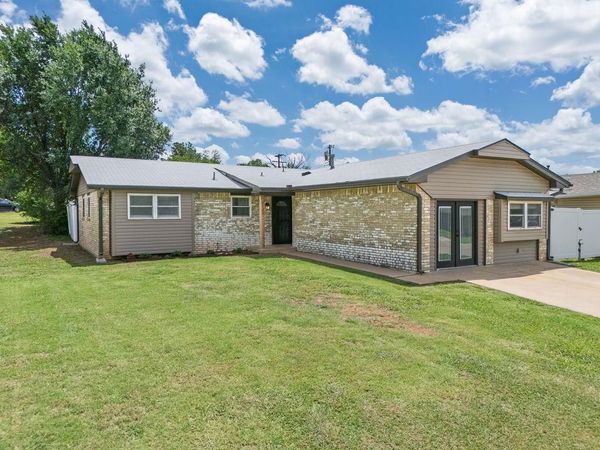 2105 N Tucker Avenue, Shawnee, OK 74804