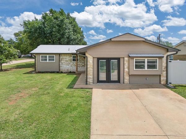 2105 N Tucker Avenue, Shawnee, OK 74804