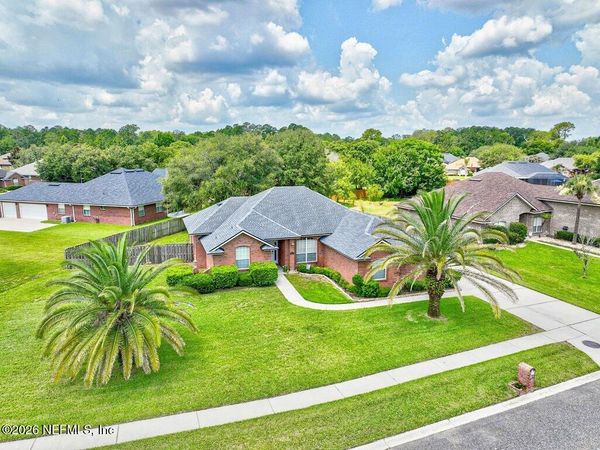 1534 LOCKEND Court, Jacksonville, FL 32221
