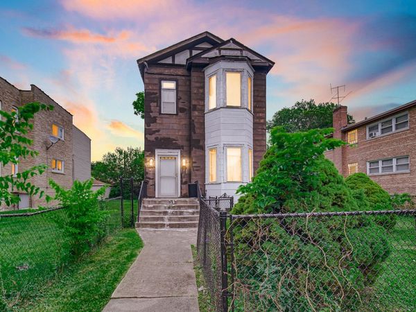 8917 S Hermitage Avenue, Chicago, IL 60620