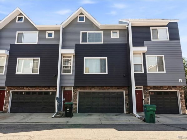 8751 Pearl Street , Unit R4, Denver, CO 80229