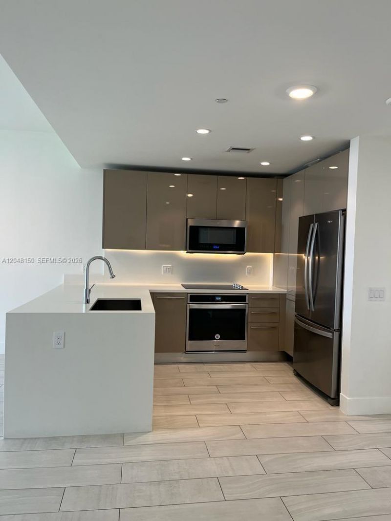2000 Metropica Way , Unit 1602, Sunrise, FL 33323 Photo