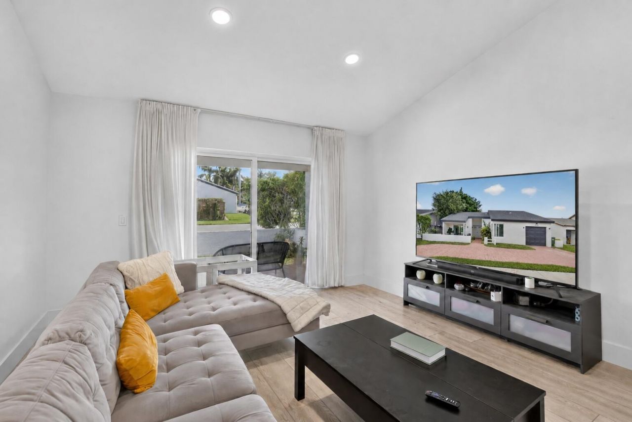 16709 SW 5th Court, Weston, FL 33326 Photo