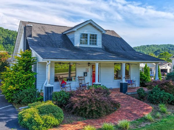 812 East Main Street, Rogersville, TN 37857