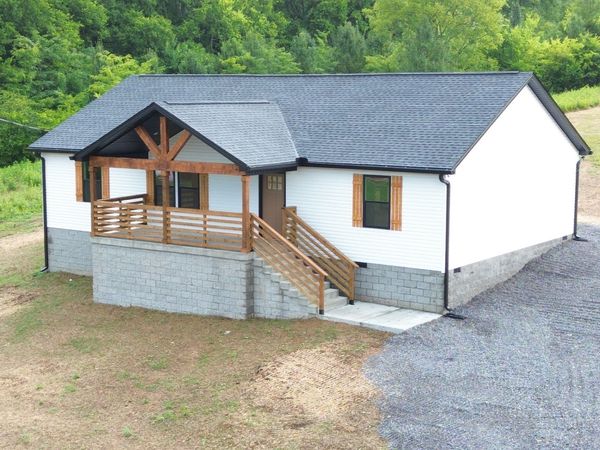 797 Smith Bend Ln , Gainesboro, TN 38562
