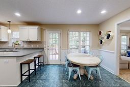 615 Staffwood Drive  photo 4