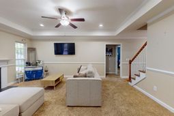 615 Staffwood Drive photo 4