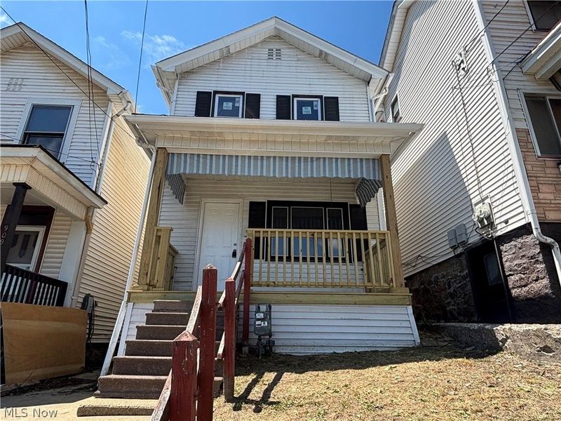 911 May Street, East Liverpool, OH 43920 Photo 1