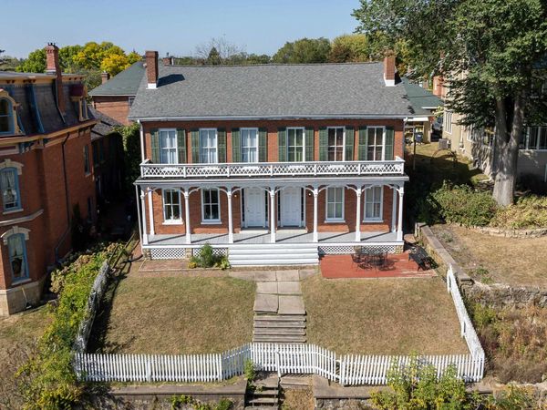 209 S Prospect Street, GALENA, IL 61036