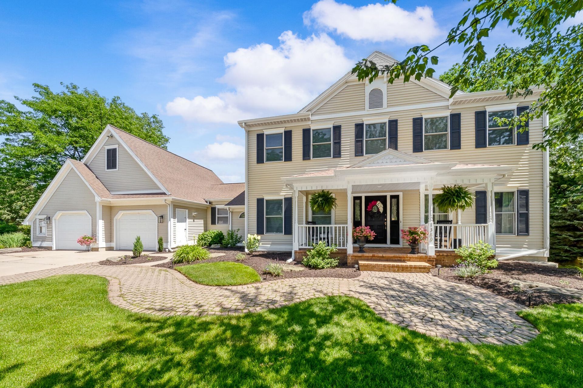 1380 Meadow Green Court Se, Caledonia, MI 49316 Main Photo