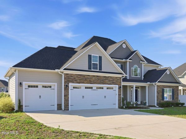 2950 Cragburn Place, Fayetteville, NC 28306