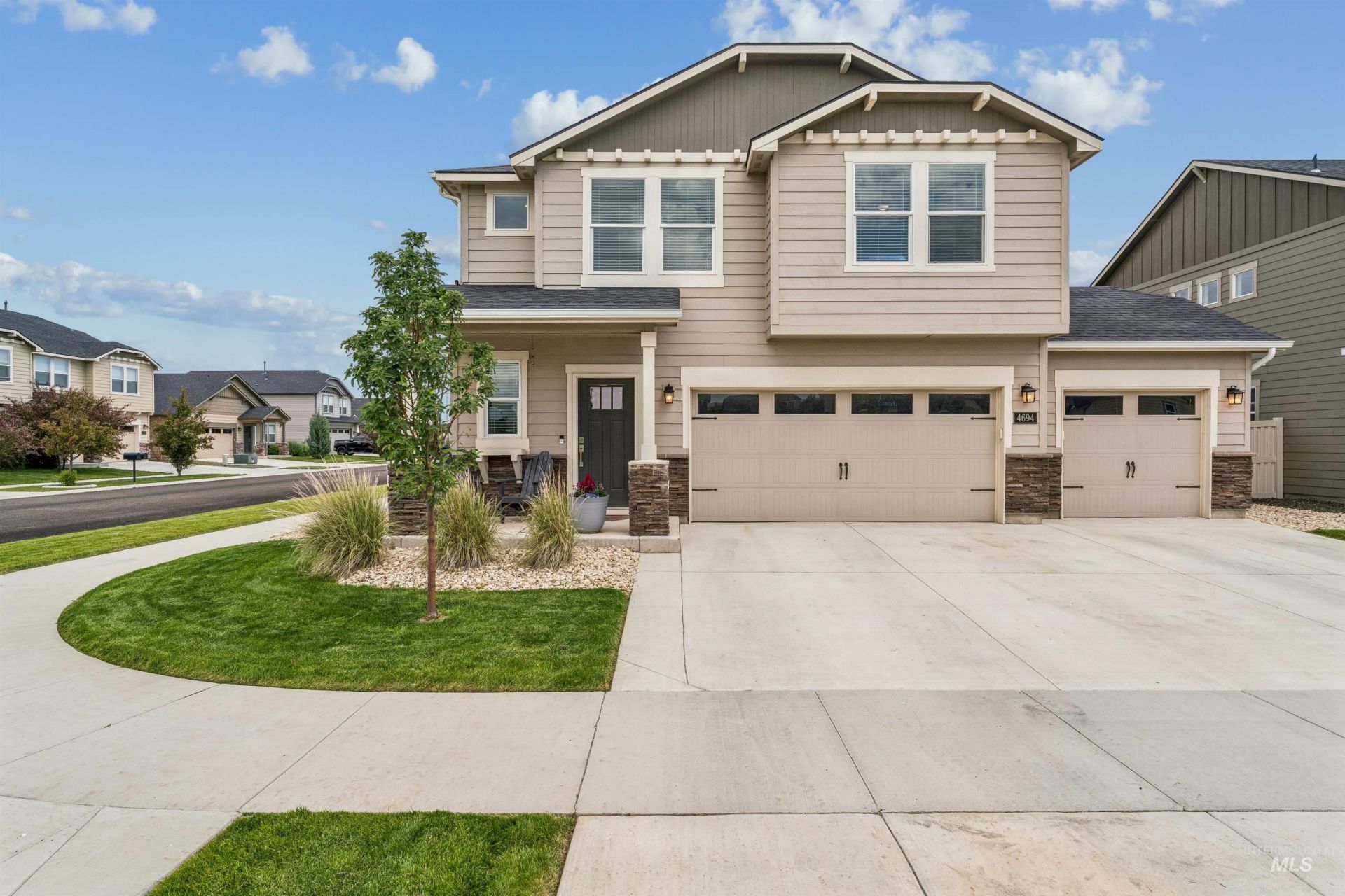 4694 N Patimos Ave, Meridian, ID 83646 Main Photo