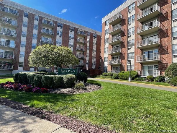 35 Park Avenue , Unit 6G, Suffern, NY 10901