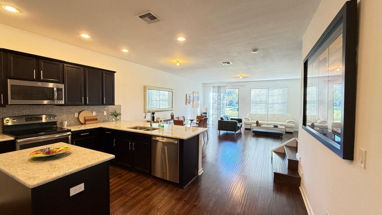 10355 Wellington Parc Drive, Wellington, FL 33449 Photo