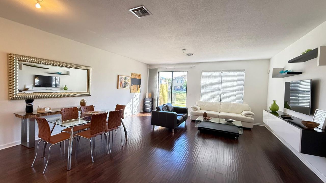 10355 Wellington Parc Drive, Wellington, FL 33449 Photo