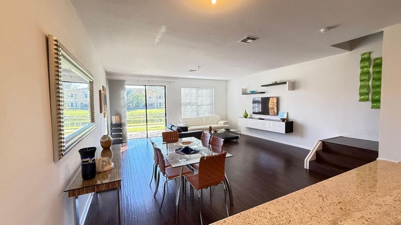 10355 Wellington Parc Drive, Wellington, FL 33449 Photo