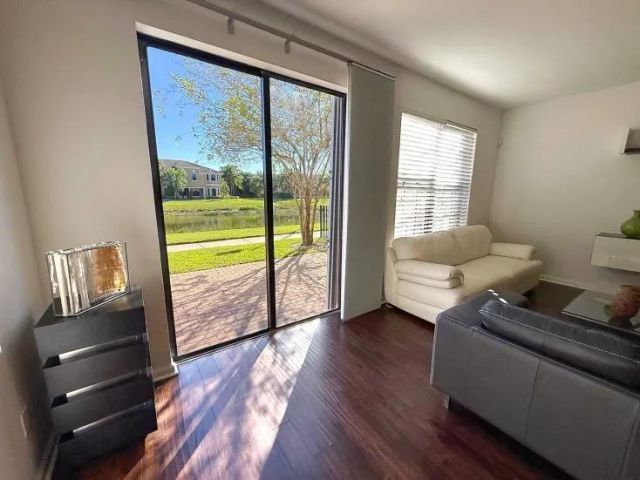 10355 Wellington Parc Drive, Wellington, FL 33449 Photo