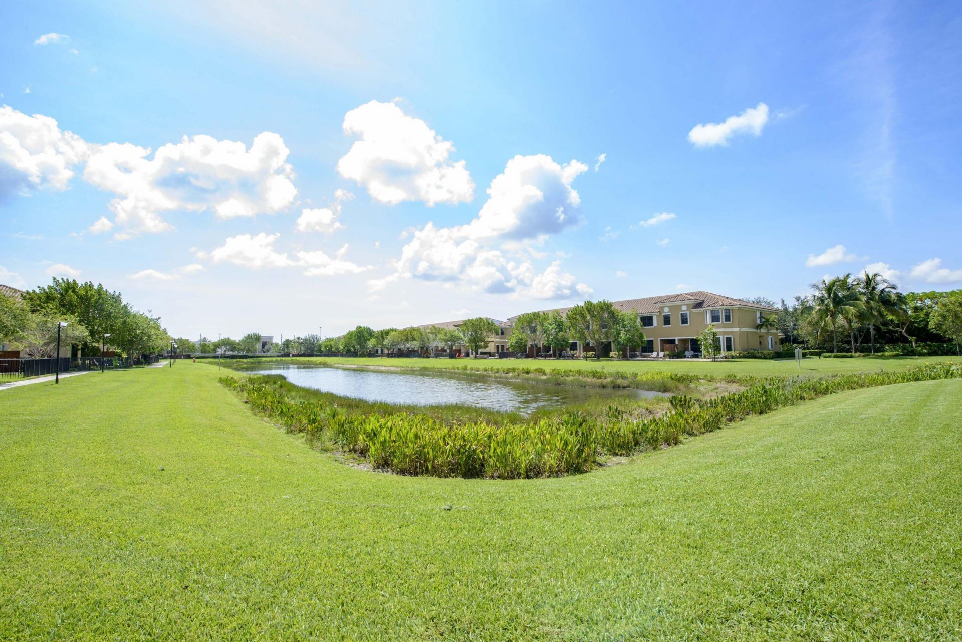 10355 Wellington Parc Drive, Wellington, FL 33449 Photo