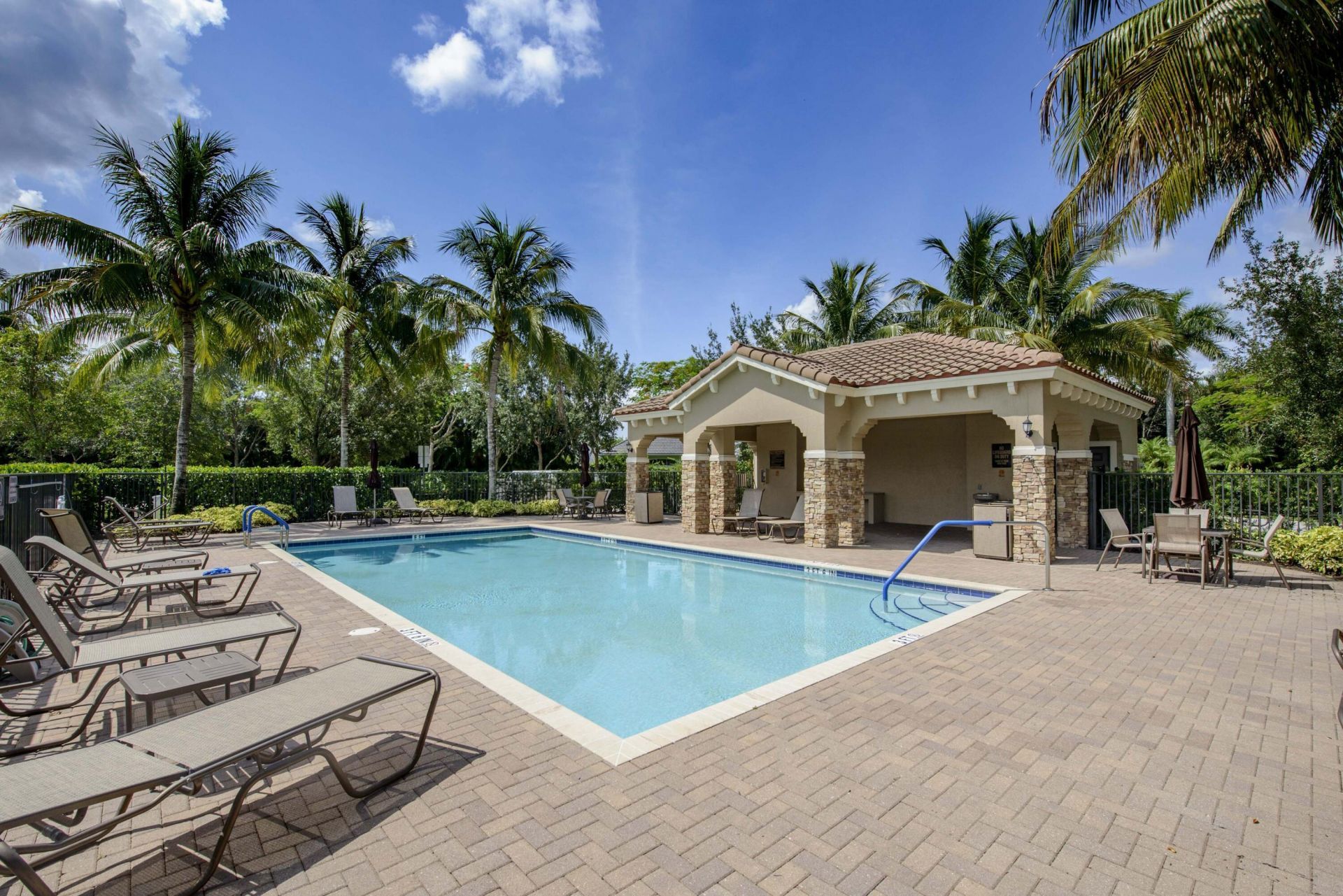 10355 Wellington Parc Drive, Wellington, FL 33449 Photo