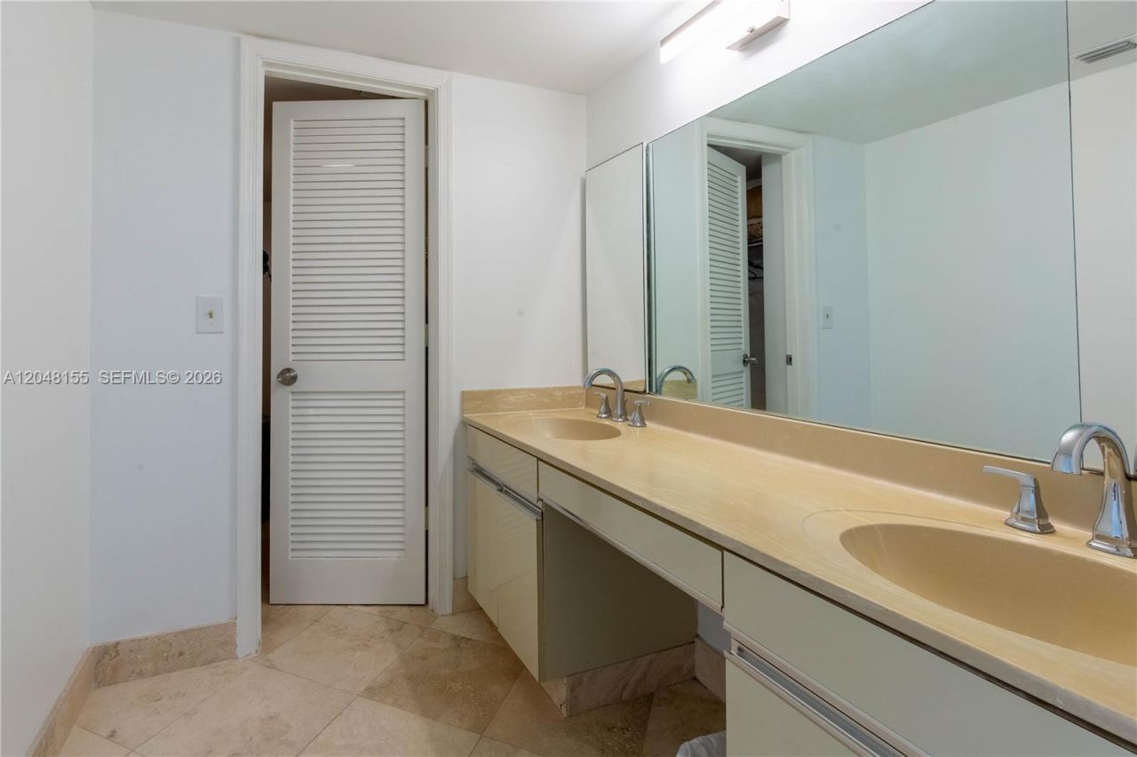 3560 S Ocean Blvd, Unit 206, South Palm Beach, FL 33480 Photo