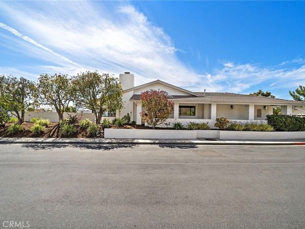 11 Jetty, Corona Del Mar, CA 92625