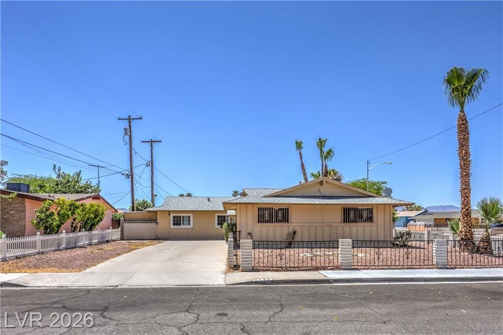 2100 Sundale Street, Las Vegas, NV 89102 Main Photo