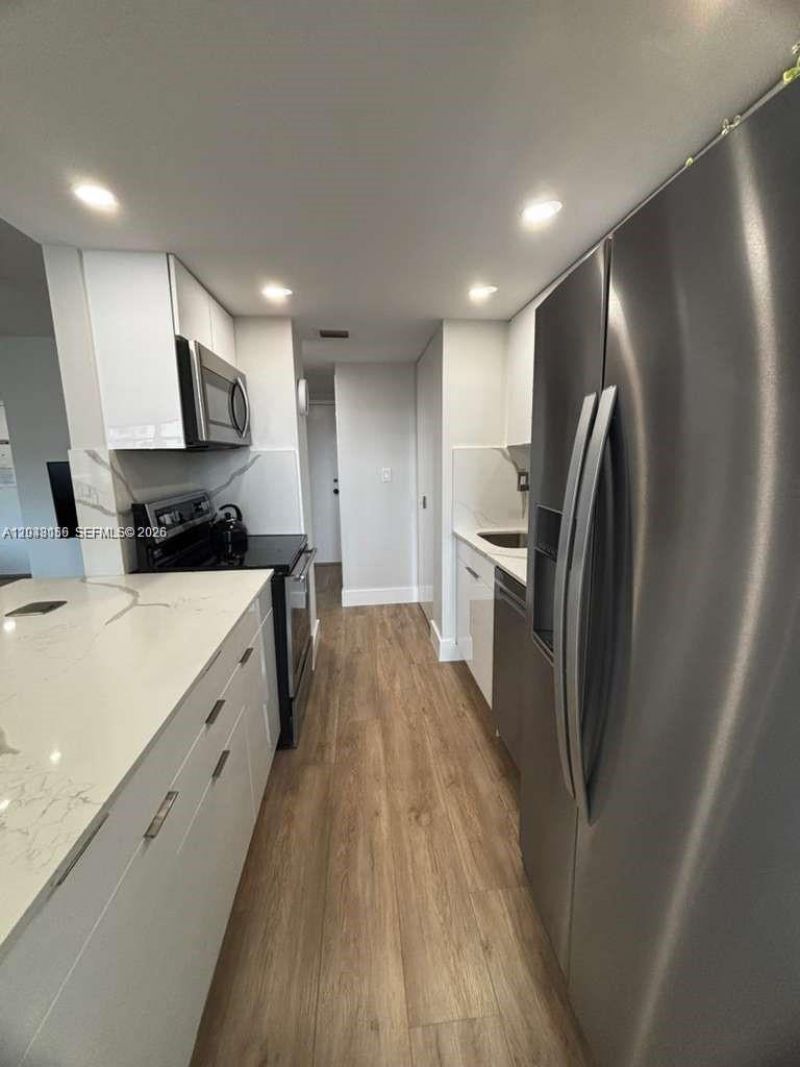 251 174th St , Unit 1215, Sunny Isles Beach, FL 33160 Photo