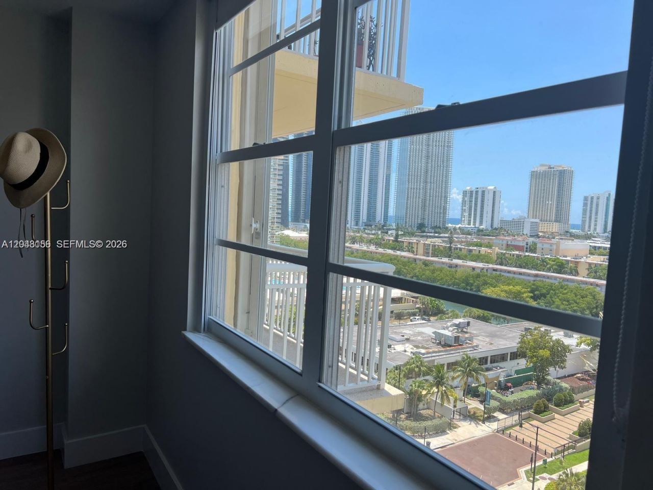 251 174th St , Unit 1215, Sunny Isles Beach, FL 33160 Photo