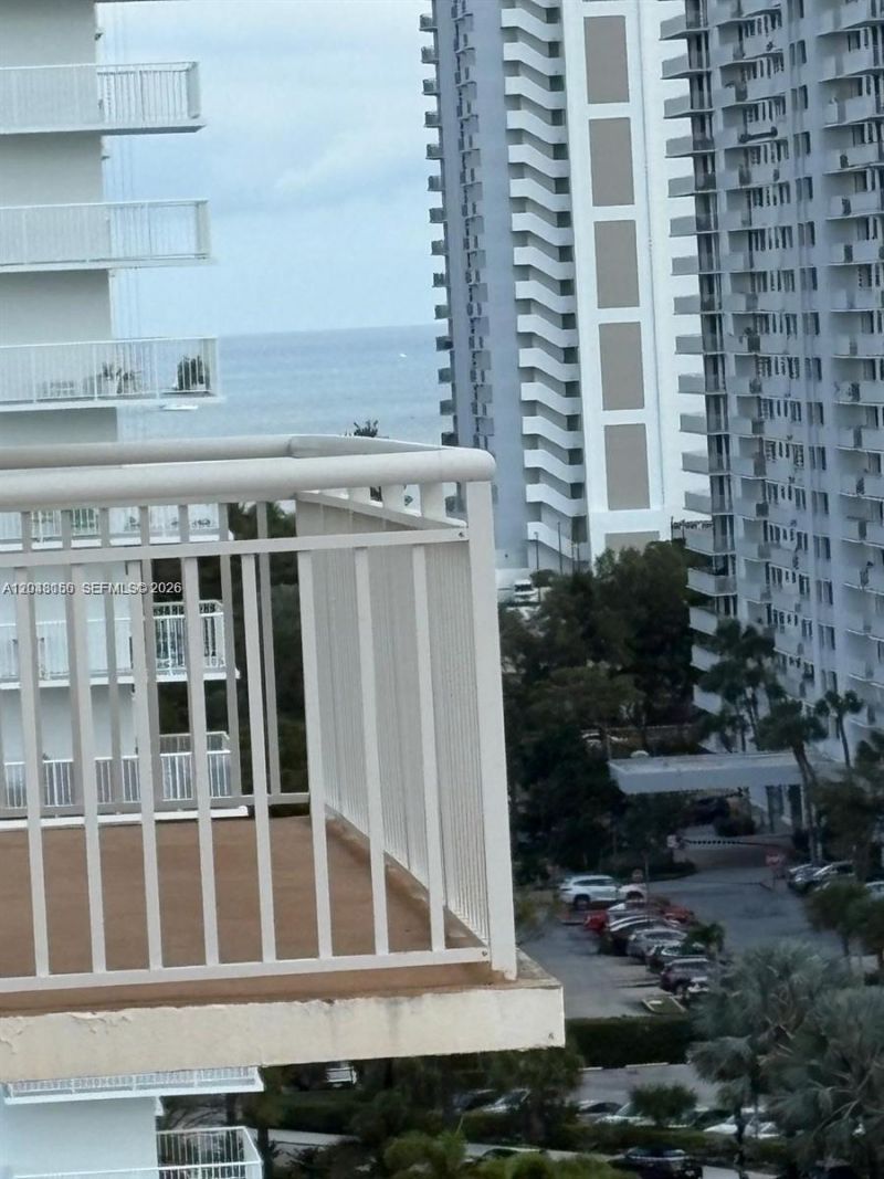 251 174th St , Unit 1215, Sunny Isles Beach, FL 33160 Photo