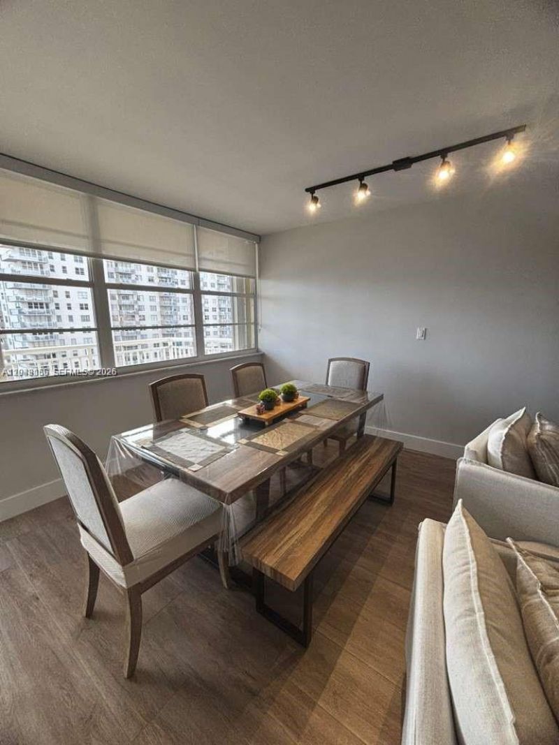 251 174th St , Unit 1215, Sunny Isles Beach, FL 33160 Photo