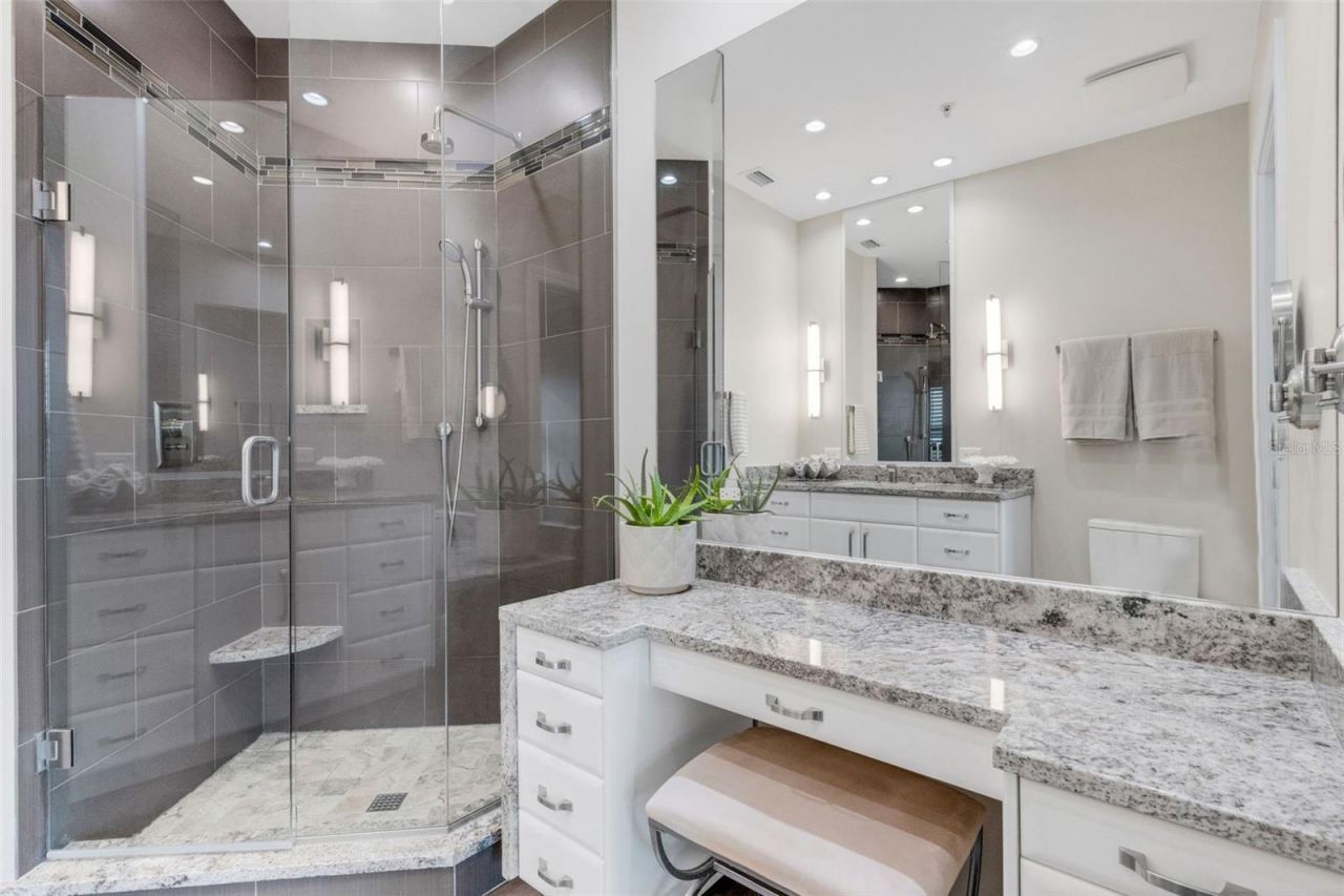 1771 Ringling Boulevard, Unit 1205, Sarasota, FL 34236 Photo