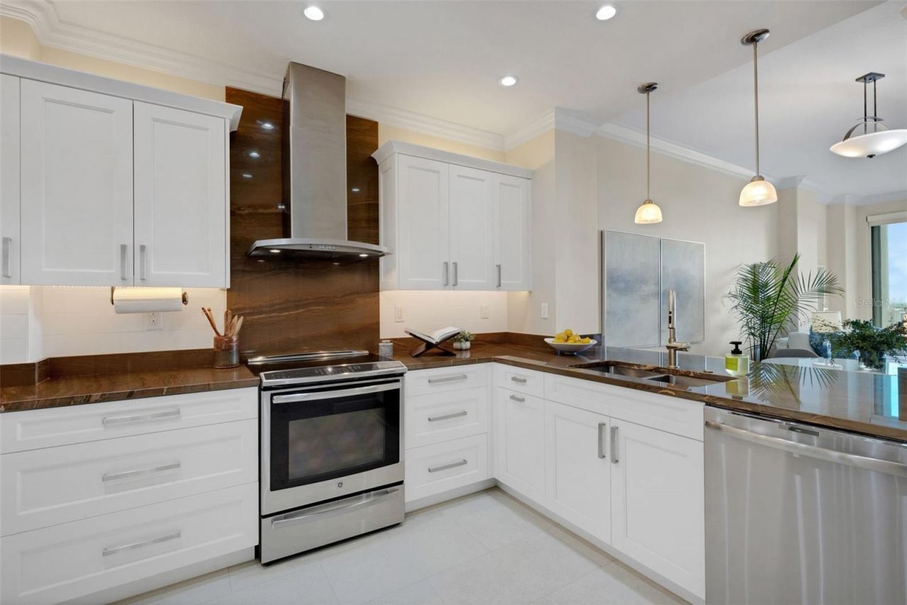 1771 Ringling Boulevard, Unit 1205, Sarasota, FL 34236 Photo