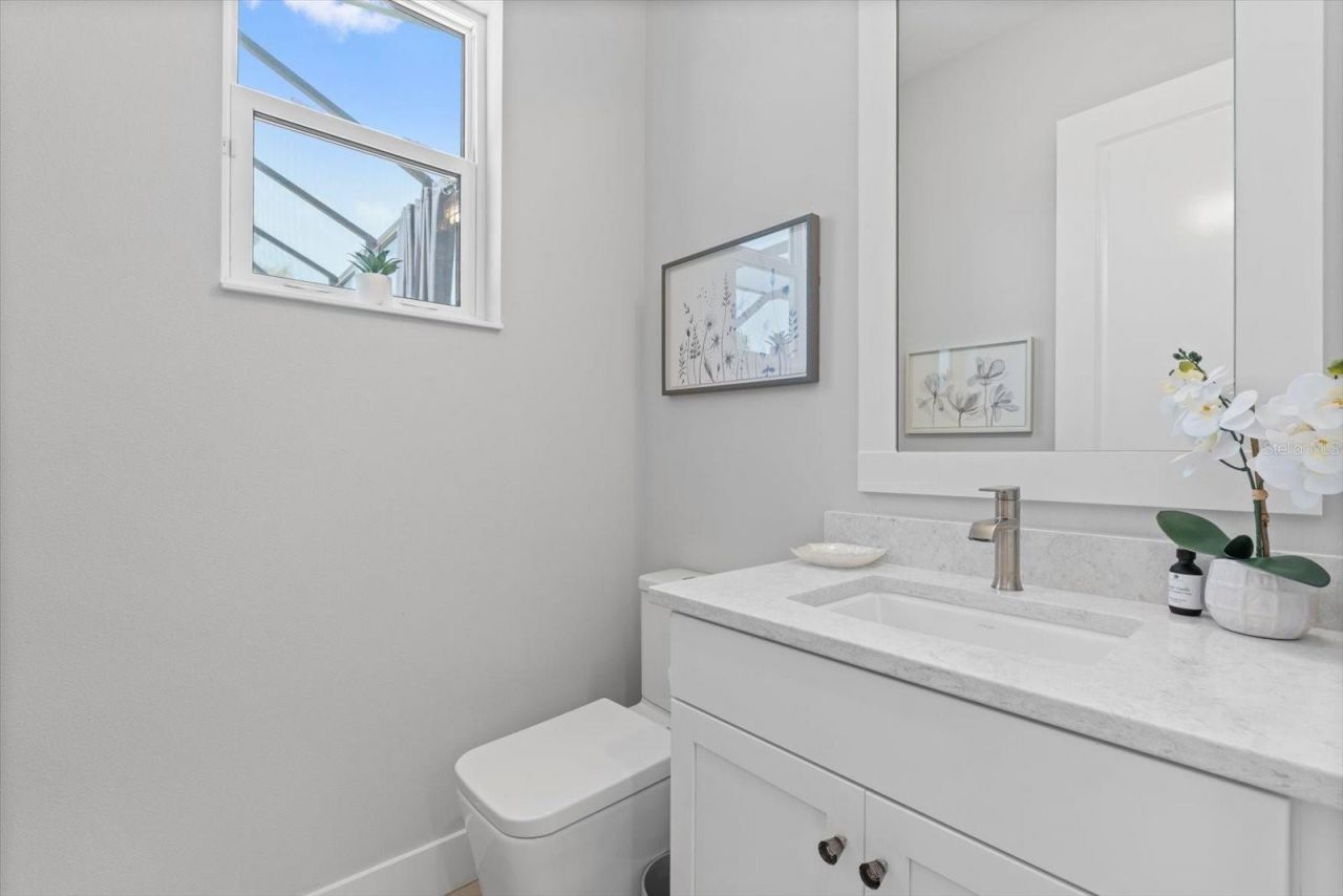 729 Tailwind Place , Sarasota, FL 34240 Photo