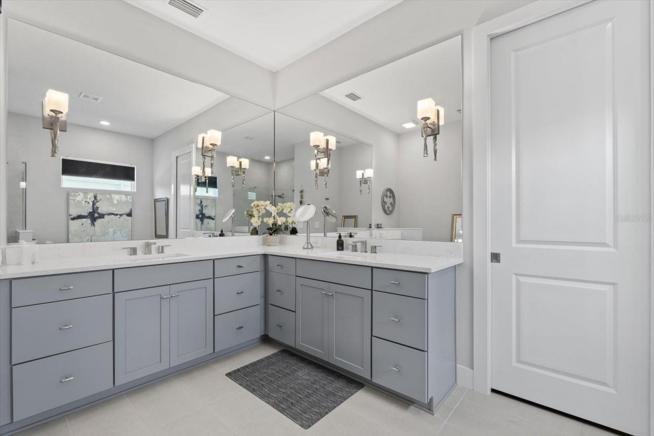 729 Tailwind Place , Sarasota, FL 34240 Photo