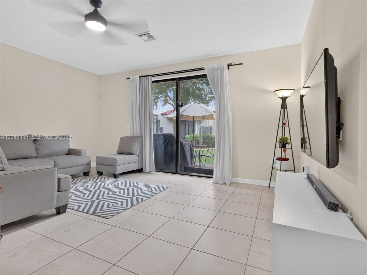 5918 NW 56th Pl , Tamarac, FL 33319 Photo