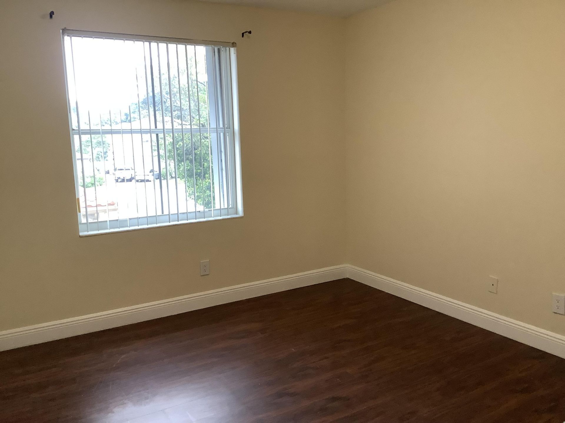 7330 NW 1st Place, Plantation, FL 33317 Photo
