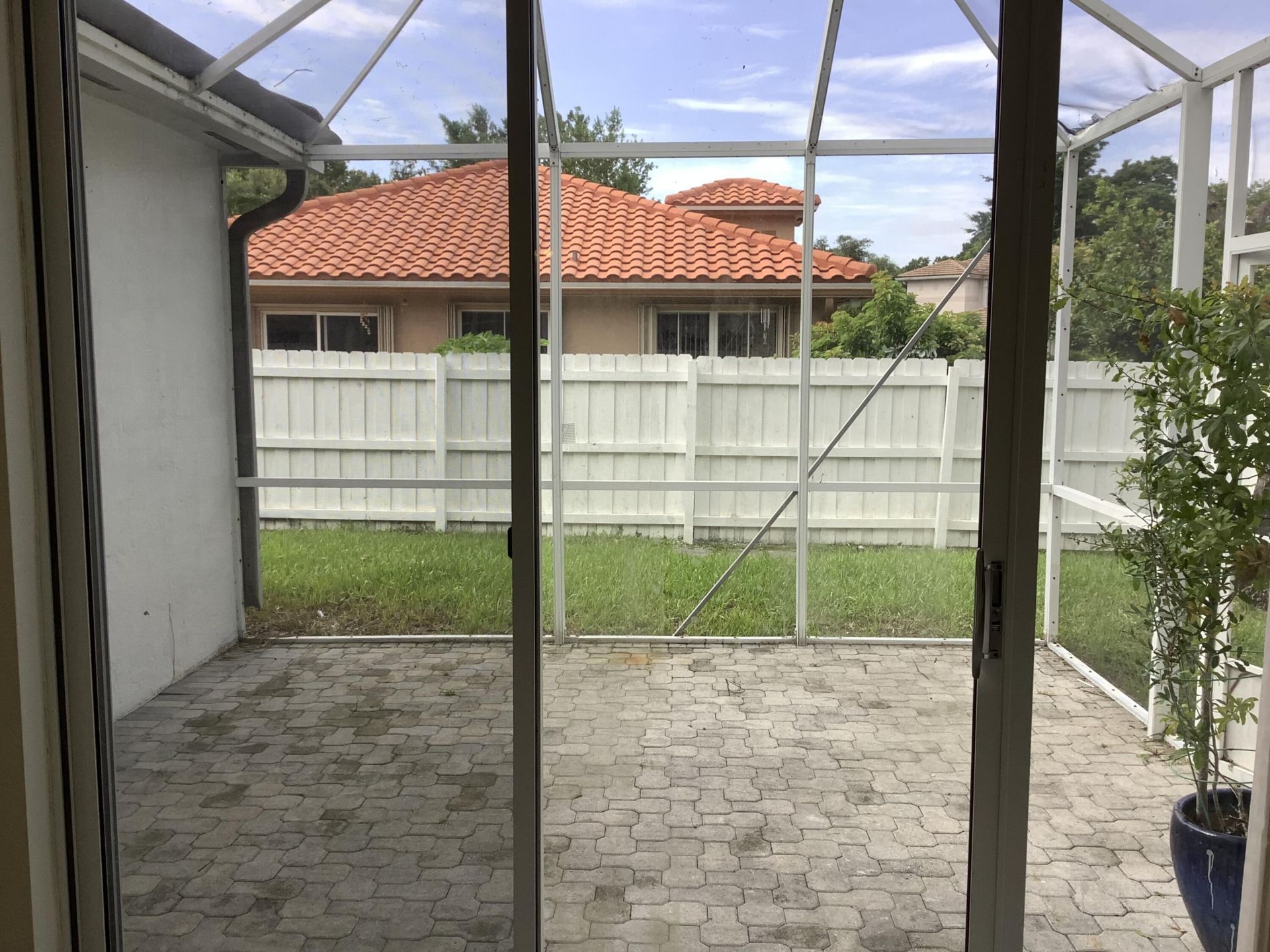 7330 NW 1st Place, Plantation, FL 33317 Photo
