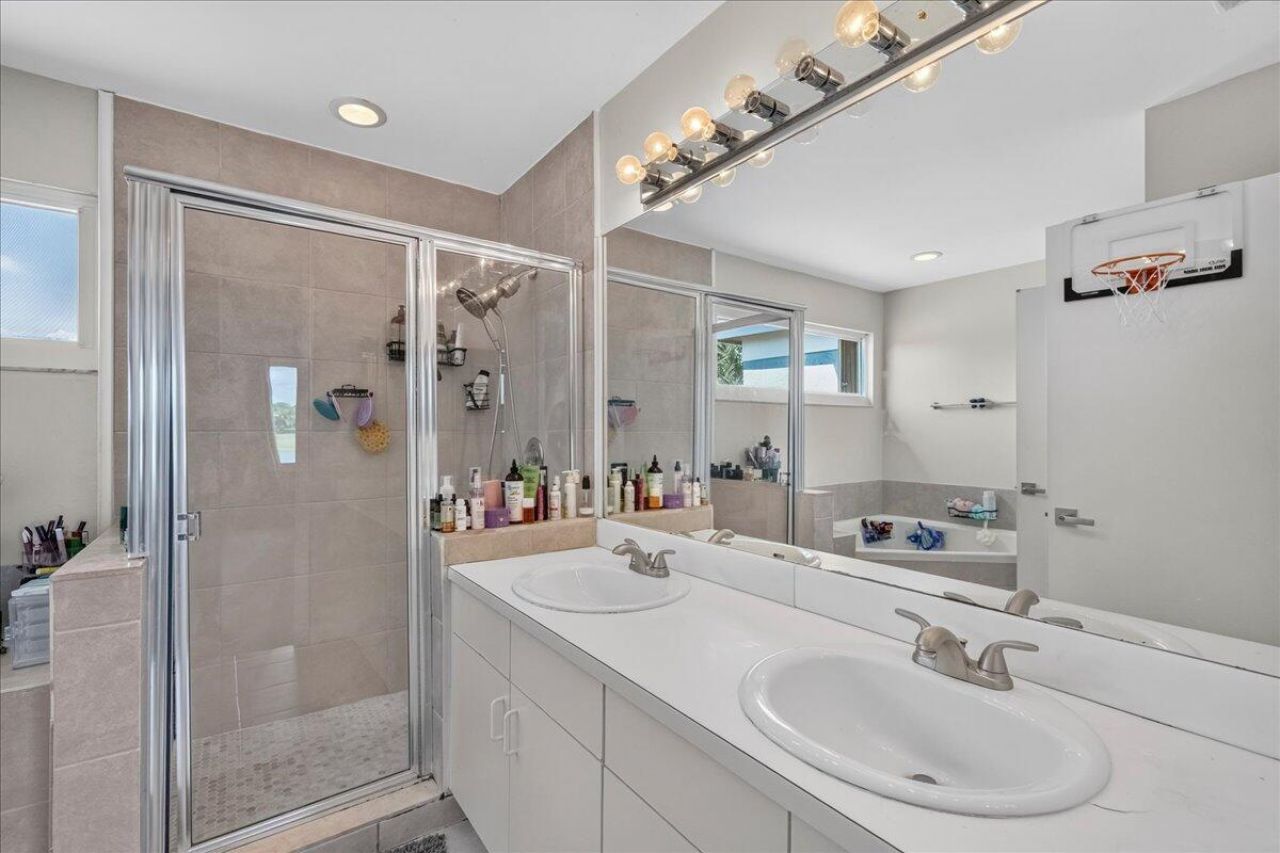 10712 Oak Lake Way, Boca Raton, FL 33498 Photo