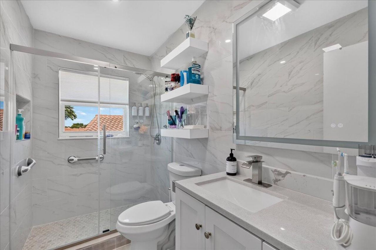 10712 Oak Lake Way, Boca Raton, FL 33498 Photo