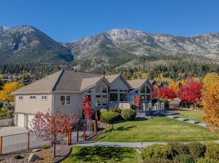 285 Sierra Country Circle, Gardnerville, NV 89460 Photo