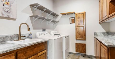 285 Sierra Country Circle, Gardnerville, NV 89460 Photo