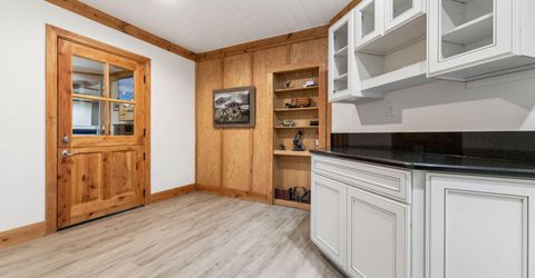 285 Sierra Country Circle, Gardnerville, NV 89460 Photo