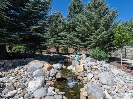 285 Sierra Country Circle, Gardnerville, NV 89460 Photo