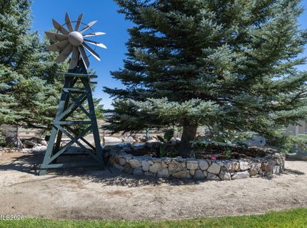 285 Sierra Country Circle, Gardnerville, NV 89460 Photo