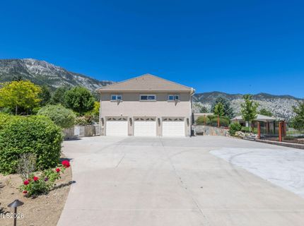 285 Sierra Country Circle, Gardnerville, NV 89460 Photo
