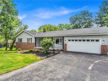 7170 Kingsview Road, Sagamore Hills, OH 44067