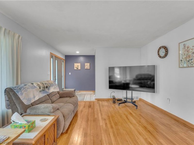 7170 Kingsview Road, Sagamore Hills, OH 44067 Photo 16