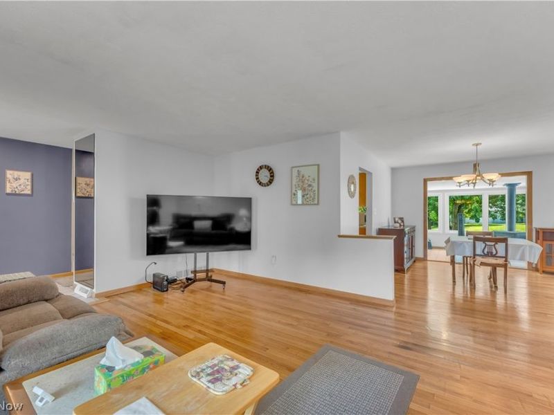 7170 Kingsview Road, Sagamore Hills, OH 44067 Photo 17