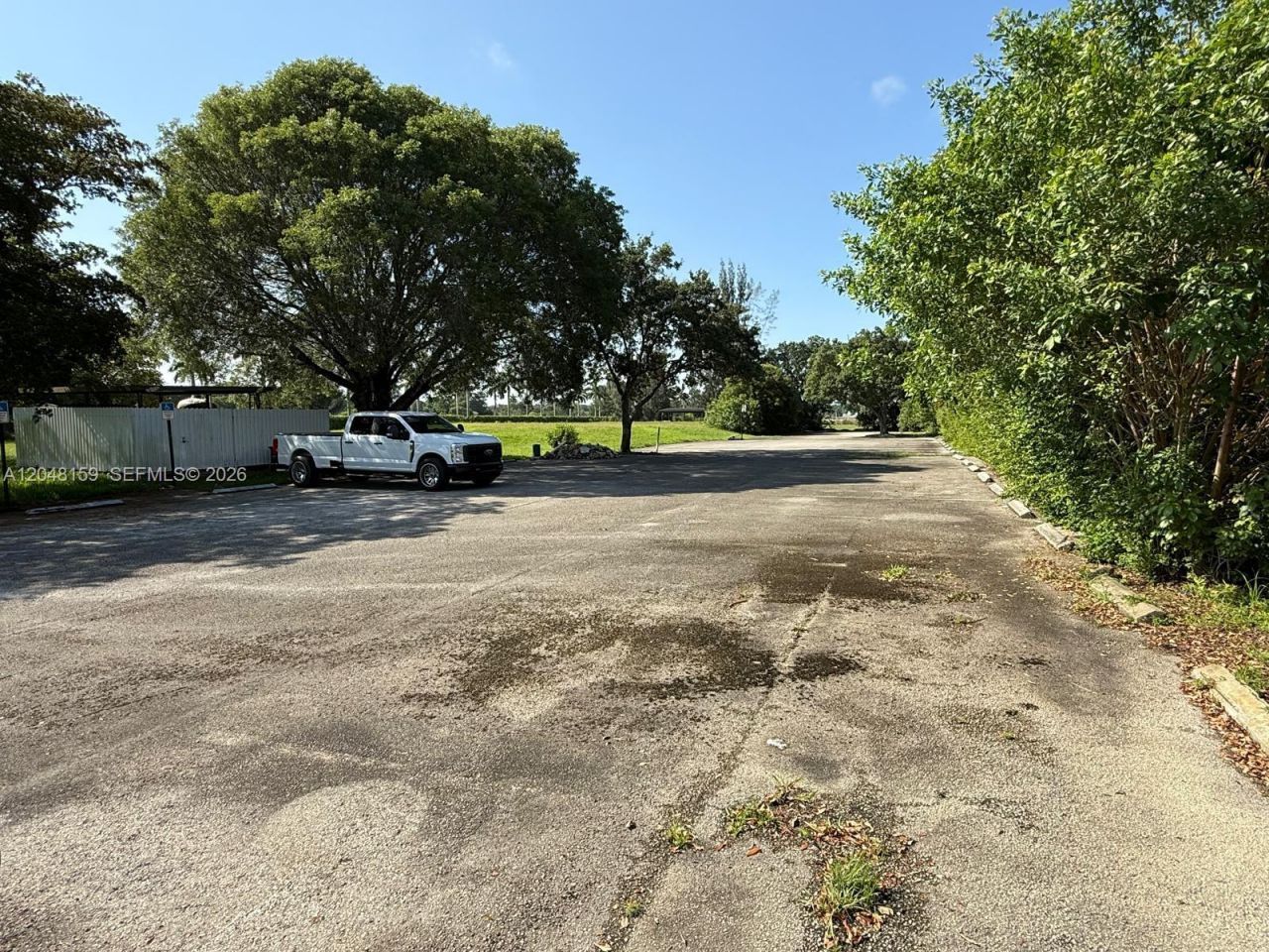 18500 Griffin Rd , Southwest Ranches, FL 33332 Photo